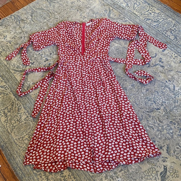 Faithfull the Brand Nina Red Floral Midi Dress - Picture 2 of 11